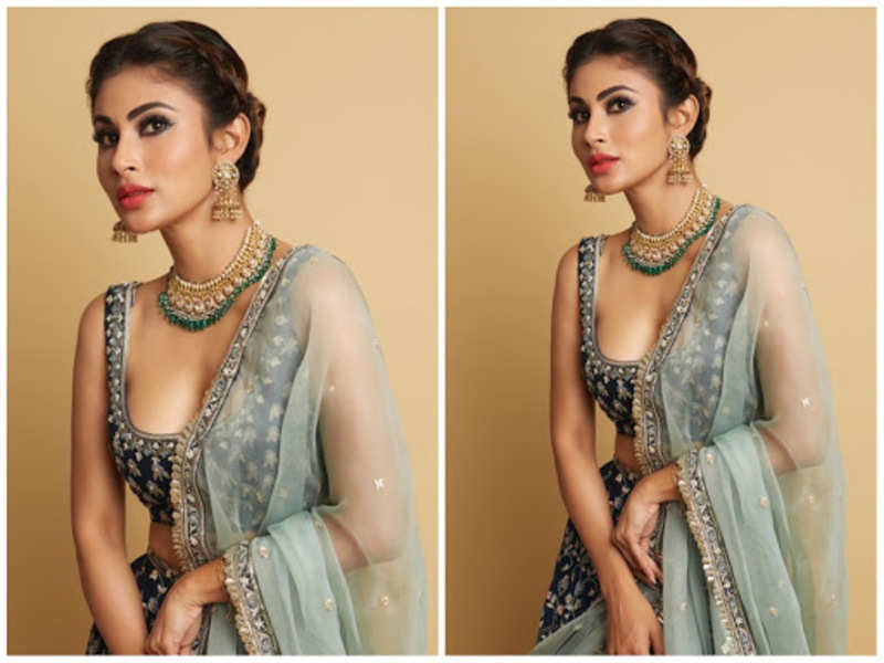 Bow To The Queen: Mouni Roy’s Most Majestic & Royal Looks, Fans Left Awestruck - 0