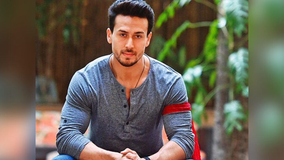 Shirt Vs T-shirt: What makes Tiger Shroff look super hot? - 0