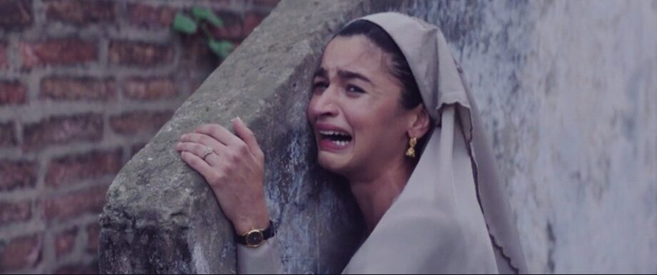 Cry, Baby! Take A Look At Alia Bhatt’s Emotional Scenes That Will Make You Cry Too - 3