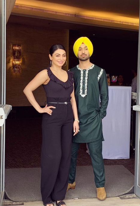 Epitome Of Coolness! From Styling Pastels To Layering Neons: Take Fashion Tips From Diljit Dosanjh - 2