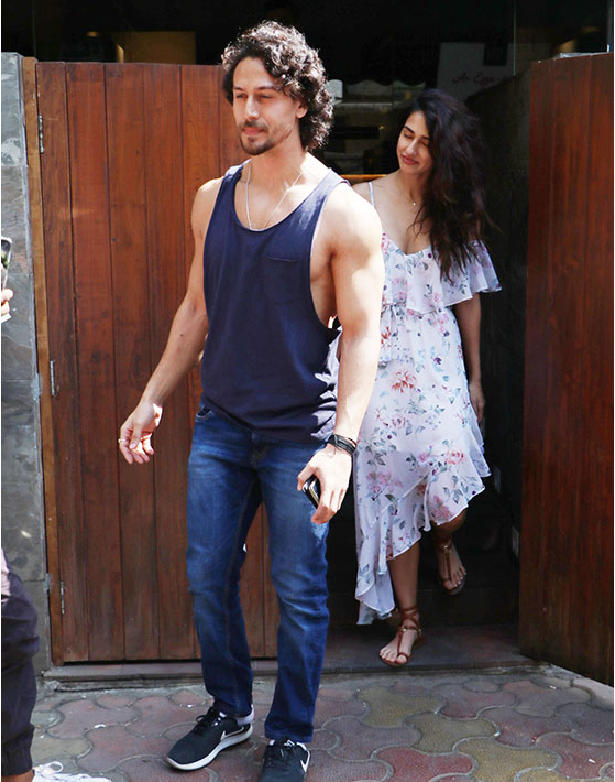 Fashion Goals: Tiger Shroff’s stunning outfits prove that he’s charming in comfortable clothing - 4