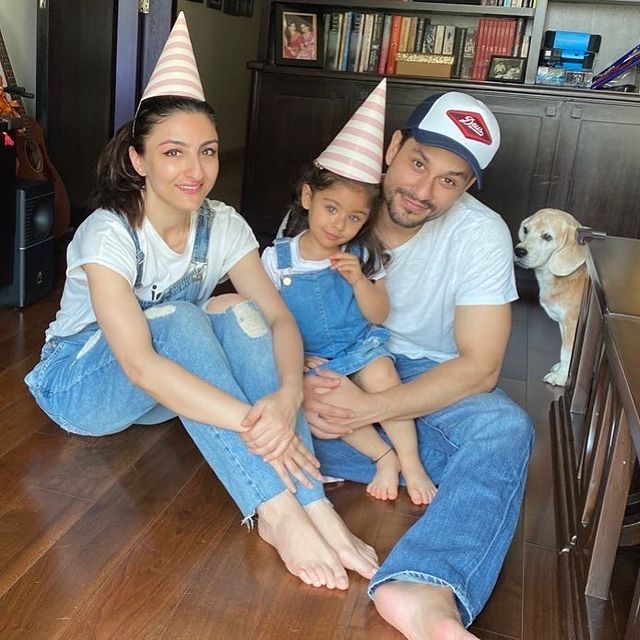 From Being The Real Boss To Making Friends: 5 Times Soha Ali Khan And Kunal Kemmu Shared Daughter Inaaya’s Cutest Moments  - 0