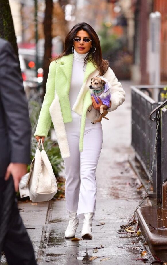 Tips To Ace Your Turtleneck Outfits From Priyanka Chopra Jonas: See Pics - 0