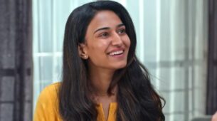 Kuch Rang Pyar Ke Aise Bhi Written Update S03 Ep37 31st August 2021:  Dev surprises Sonakshi with a dinner date