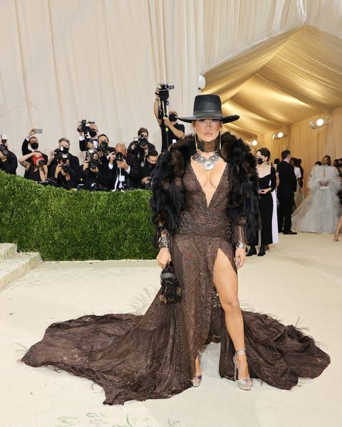 Met Gala 2021: Jennifer Lopez Looks Every Bit Of Elegance In Ralph Lauren’s Lace Skirt; See Pics - 0