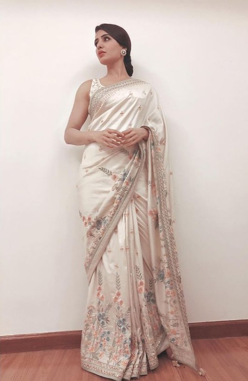 Oh So Pretty She Looks! When Samantha Akkineni Painted The Gram In Beautiful Saree Colours - 3