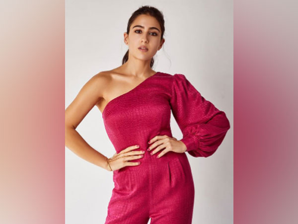 Radhika Madan vs Sara Ali Khan: Who pulled the pink dress better? - 2