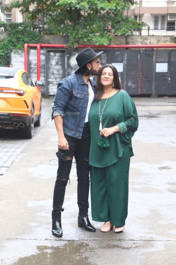 Ranveer Singh spotted spending precious time with his Mommy Jaan Anju Bhavnani at her Birthday Bash, view viral pics - 1