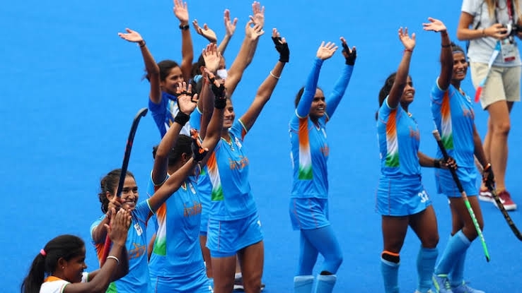 Reel vs real: How Indian women's hockey team victory rekindled the iconic movie 'Chak de India' memories 466939