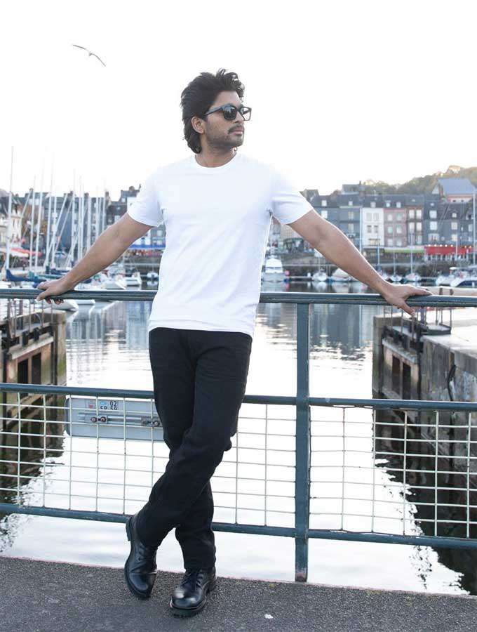 Rock & Roll: Allu Arjun’s Off-Screen Outfits Are Too Hot To Handle, See Here - 1