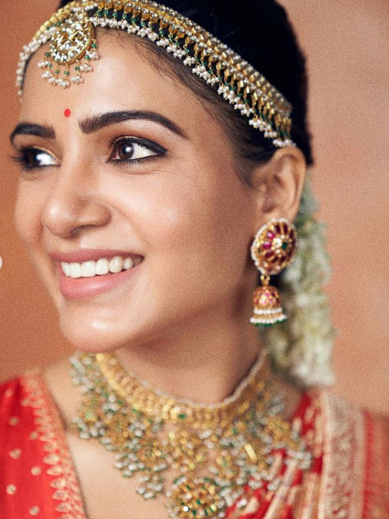 Samantha Akkineni Looks Gorgeous In This Regal Red Saree, Brides-To-Be Take Notes! - 1