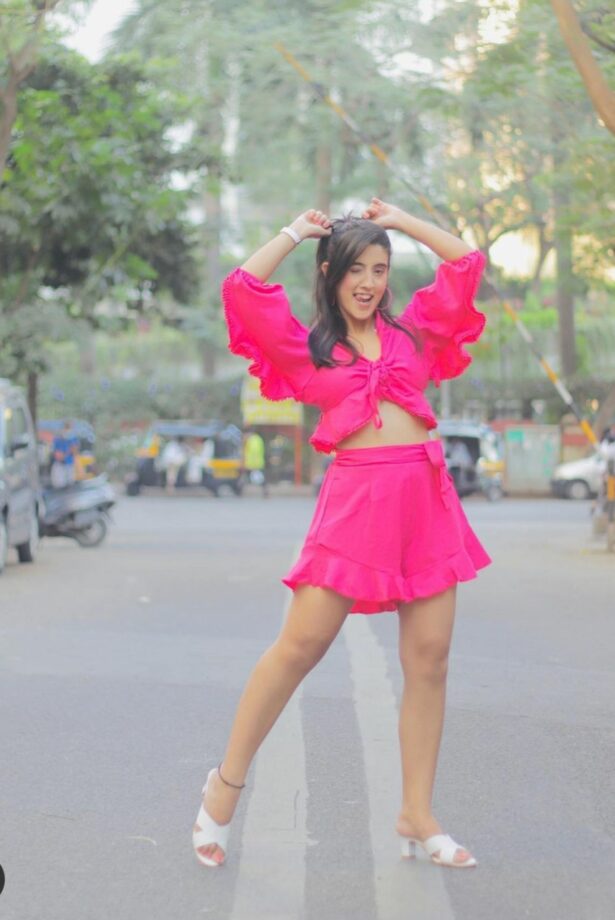 Oh so hot: Avneet Kaur and Sameeksha Sud raise the mercury levels in their short mini skirts, take cues - 3