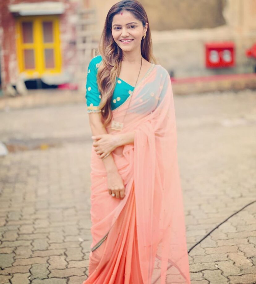 Solid or Floral: Which avatar of Boss Lady Rubina Dilaik is raising the mercury levels? Vote the best choice - 0