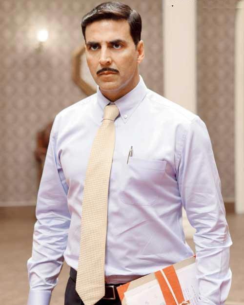 The Ultimate 5 Point Plan to Mastering Formal Wear: Take Inspiration From Varun Dhawan & Akshay Kumar - 3