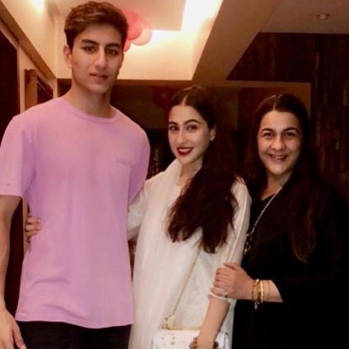 Time flies: Take a look at before & after pictures of Sara Ali Khan & Ibrahim Ali Khan with Amrita Singh, see here - 0