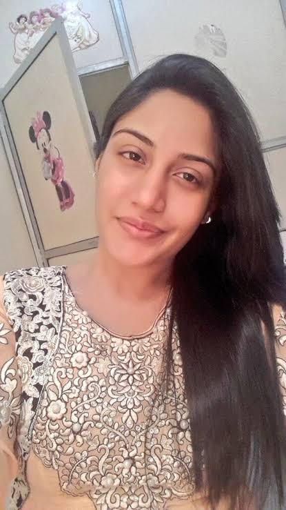 Times When Shivangi Joshi Nailed No Makeup Look Like A Pro & Left Us In Awe - 0