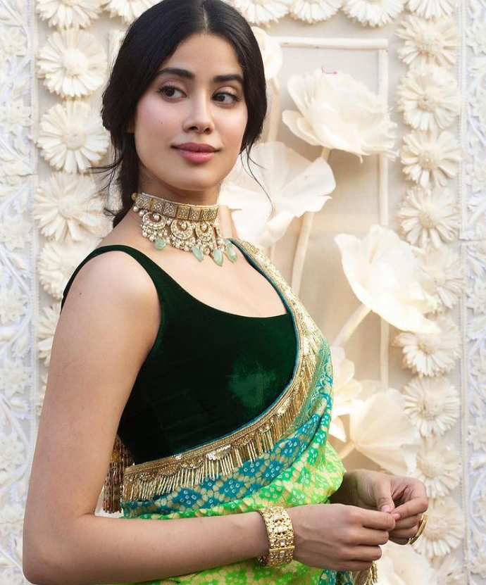 What A Beauty! Janhvi Kapoor’s Green Saree With Matching Velvet Blouse Is All That We Need For Our Occasions - 1