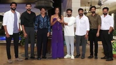 You know megastar Chiranjeevi Konidela and mega power star Ram Charan felicitated the two-time Olympic medalist PV Sindhu at their residence