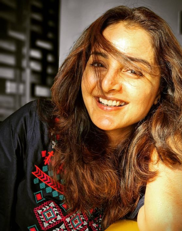 Looking Like A Teen At The Age Of 42! Malayalam Actress ‘Manju Warrier’ Breaking The Internet With These Beautiful Pics, See Here - 0