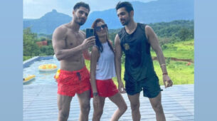 Aj Blue Hai Paani Paani: Sriti Jha chills with hot and handsome duo of Arjit Taneja and Vin Rana, see viral pic ASAP