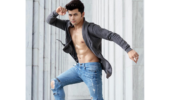 Aspiring for cool & stylish jeans? Take a look at Siddharth Nigam’s closet & grab some cues