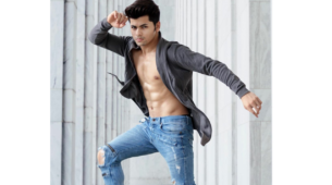 Aspiring for cool & stylish jeans? Take a look at Siddharth Nigam’s closet & grab some cues
