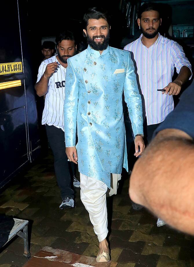 Bewildered About What To Wear At A Brother’s Wedding? Take Cues From Yash And Vijay Deverakonda - 4