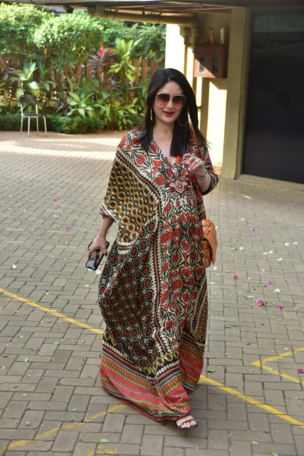 Comfy Style! From Kaftans To Distressed Jeans: 5 Basic Outfits That You Can Steal From Kareena Kapoor Khan’s Wardrobe - 0