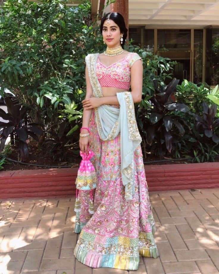 Dream Bride! 5 Times Janhvi Kapoor Looked Jaw-Dropping In Bridal Lehenga But Its Price Will Give You Existential Crisis; Check Out Here - 0