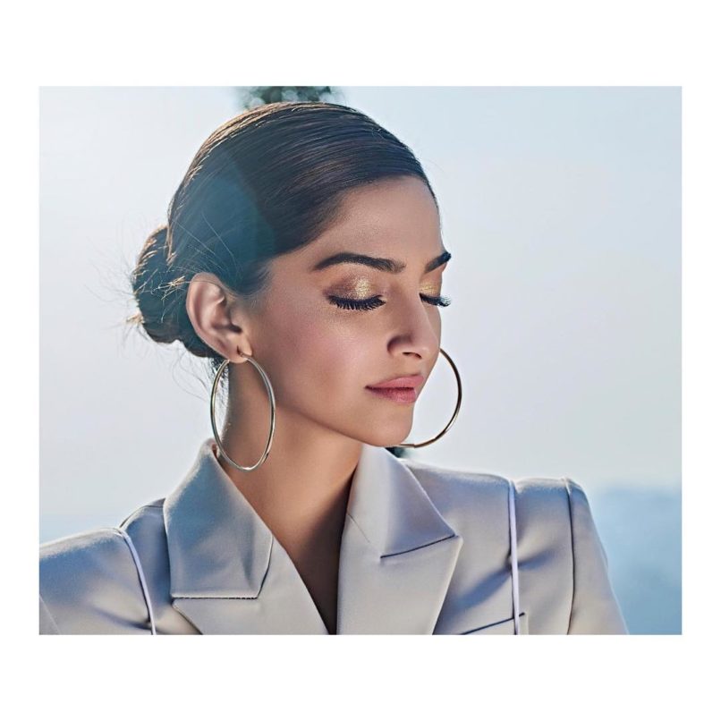 From Esha Gupta To Sonam Kapoor: Celebs Who Can’t Get Enough Of Hoop Earrings - 2