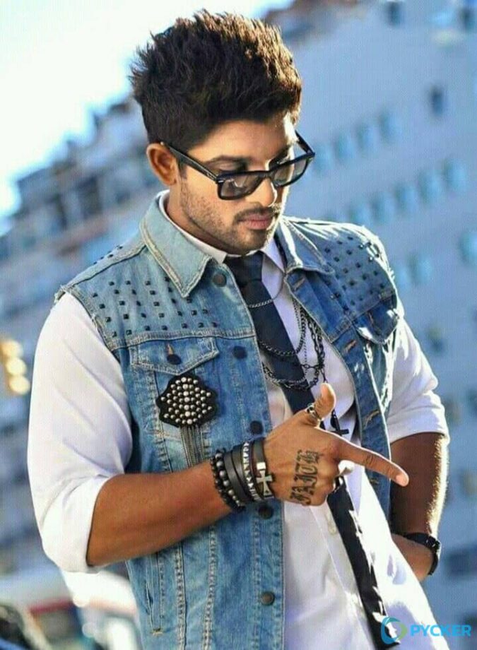 Funky To Descent: Allu Arjun Can Carry Any Look Glamorously - 0