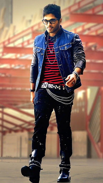 Funky To Descent: Allu Arjun Can Carry Any Look Glamorously - 1