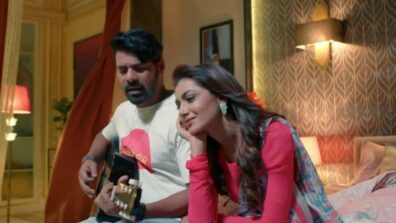 Kumkum Bhagya written update S01 Ep1982 25th October 2021: Abhi sings song for Pragya