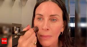 Makeup Guide: Check Out F.R.I.E.N.D.S Fame Courteney Cox Aka Monica Geller’s 5-Minute Makeup Tutorial - 2