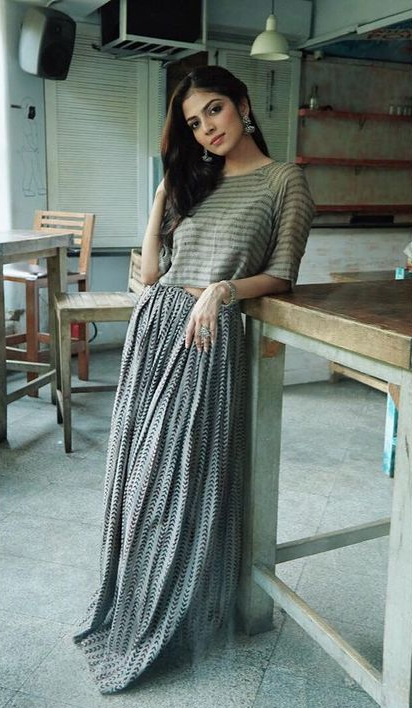 Malavika Mohanan’s Inspired Stripe Outfits To Burn The Glam Game: See Here - 5