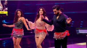 Need A Teacher For Belly Dancing? Here Is Janhvi Kapoor Giving Lessons On The Big Picture