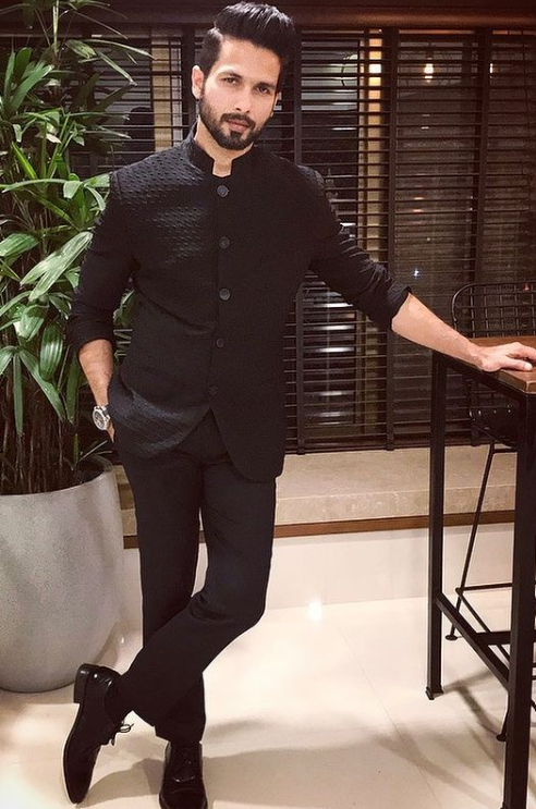 Passion For Fashion: Shahid Kapoor’s Approved Outfits To Attend A Festive Occasion - 4