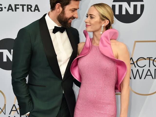 Photos: All Times Emily Blunt And John Krasinski Were Couple Goals In These Adorable Clicks - 1