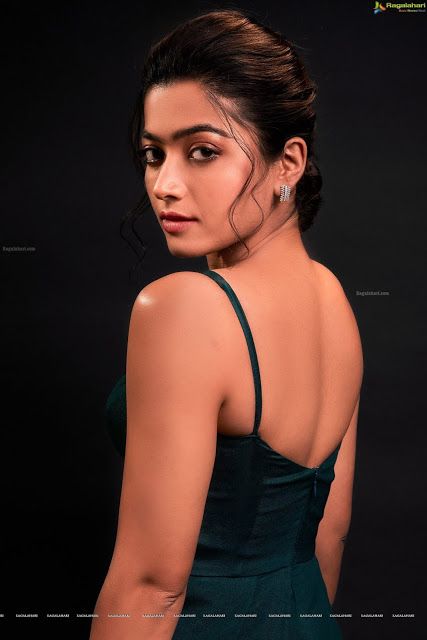 Rashmika Mandanna, Rakul Preet Singh To Pooja Hedge: 11 Picturesque Indian Divas 794268