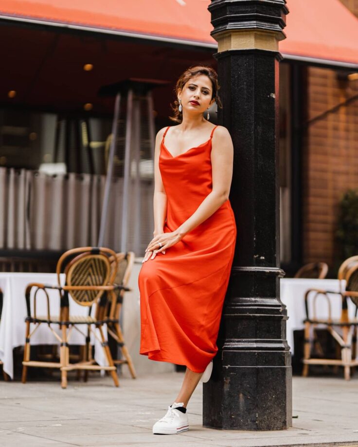 Sargun Mehta’s Hottest Outfits To Ace Like A Hot Chic; See Pics - 2