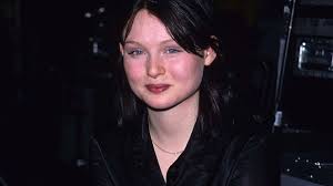 Shocking! Sophie Ellis- Bextor Reveals Being Assaulted At The Age Of 17; Feels Stupid And Ashamed - 0