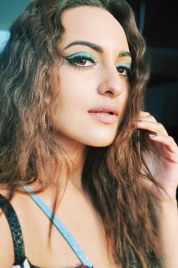 Sonakshi Sinha’s Makeup Looks That We Wanna Recreate, Take Inspiration From One Of The Best In Business! - 2