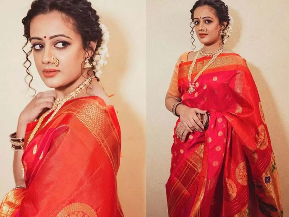 Spruha Joshi Vs Neha Pendse: Whose outfit is your pick for a home pooja? - 2