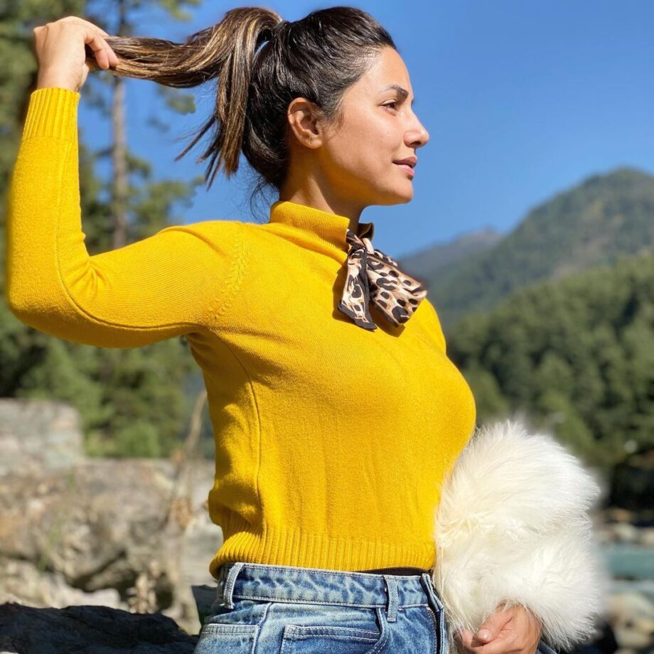 Steal Accessories For Short Hair From Hina Khan That Will Amp Up Your Look - 3