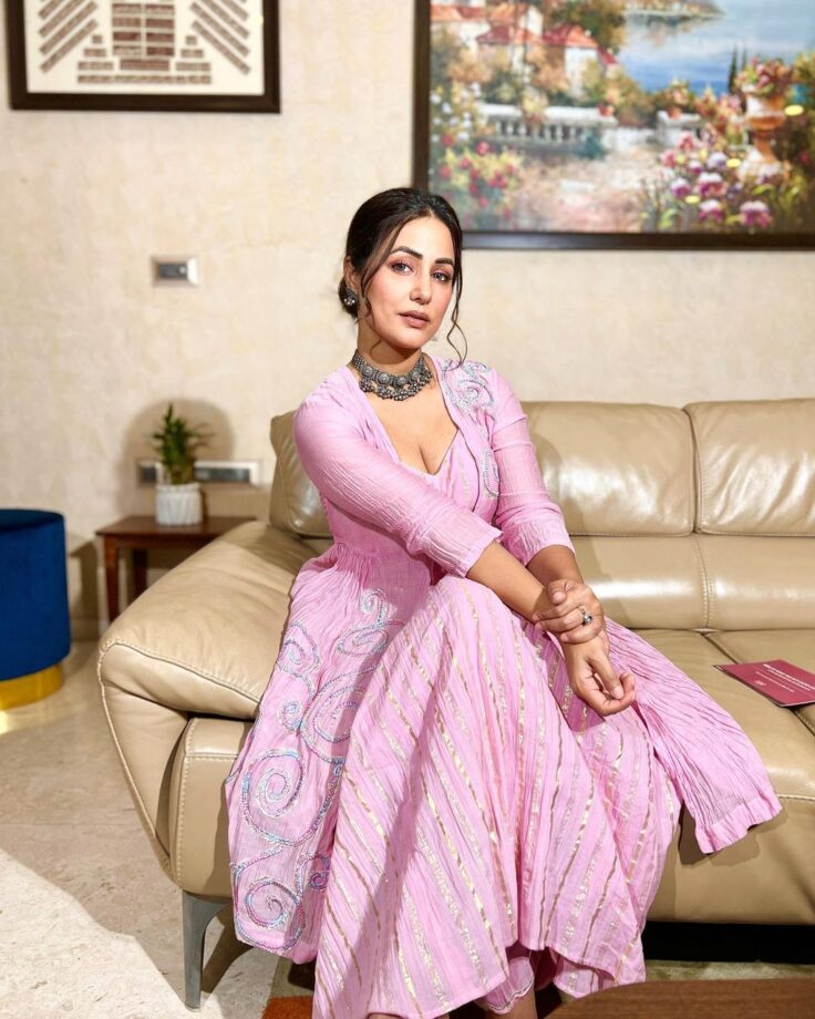 Lilac Is Truly The Colour Of The Season! Times When Hina Khan Stunned In Lilac & We Can’t Stop Drooling - 4