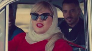 Ditch Black & Add Some Beautiful Colours To Rock Your Outfits: Let Kelly Clarkson’s Lookbook Serve You Inspiration