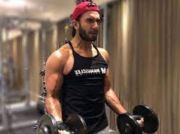 Tiger Shroff Vs Ranveer Singh: Who Is Your Workout Inspiration? Vote Here - 3