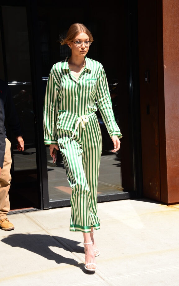 EXPLOSION!!! Gigi Hadid Looks Like A Bomb In All Green Pantsuit: See Pics - 4