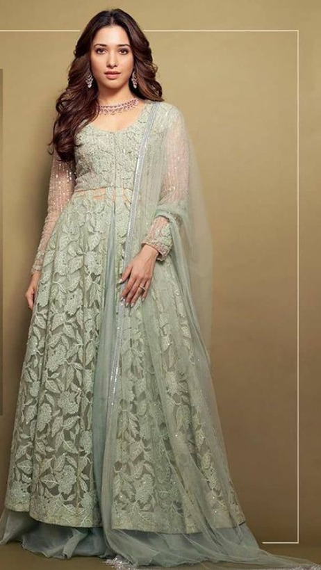 Wanna Attend A Engagement Party But Have No Outfit Ideas? Let Tamannaah Bhatia Serve You Inspiration - 2