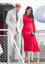 3 Times Meghan Markle Looked Total Knockout In Red Hot Outfits - 2